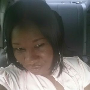 Meet your Posher, Tonia